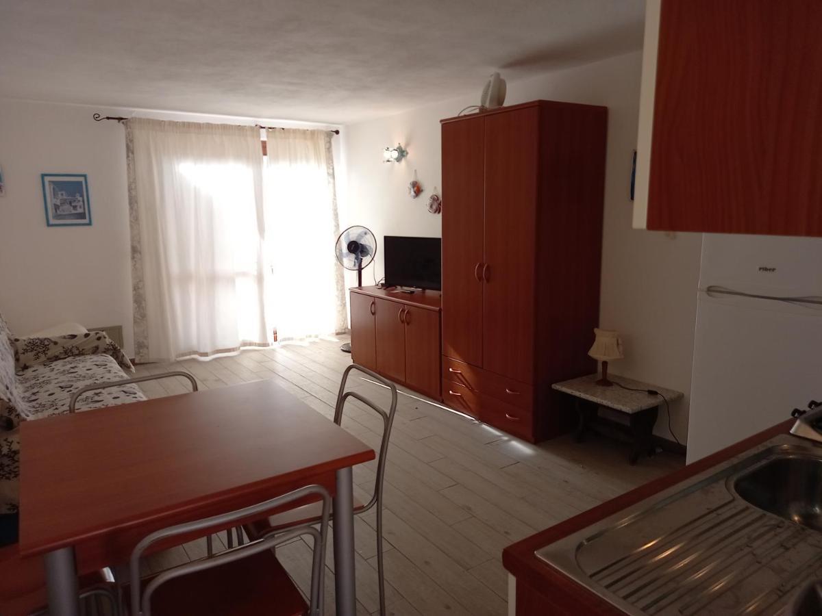 Lucky Apartment Golfo Aranci Exteriér fotografie