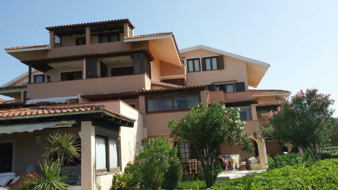 Lucky Apartment Golfo Aranci Exteriér fotografie